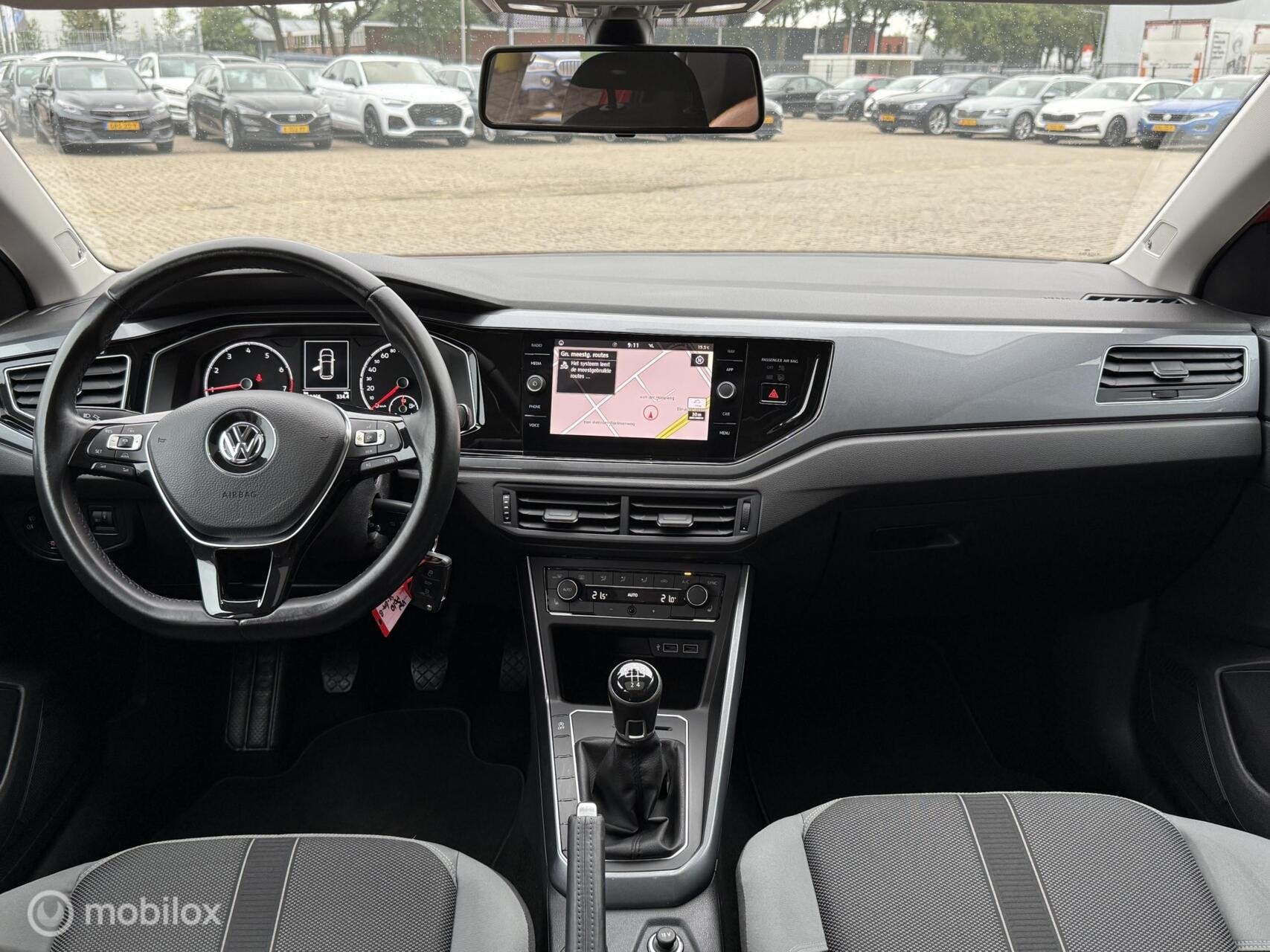 Volkswagen Polo 1.0 TSI R-Line Beats | PANORAMADAK |, Auto's, Voorwielaandrijving, Euro 6, Automatische klimaatregeling, 23 km/l