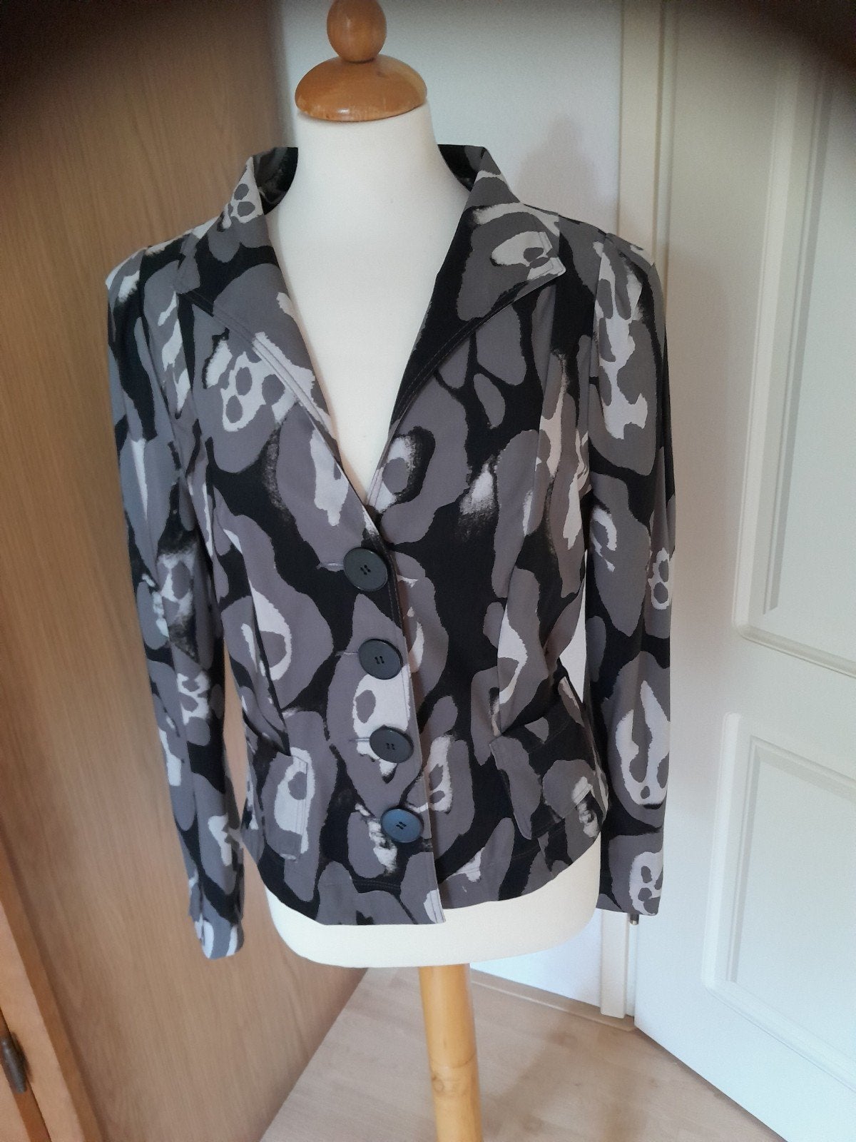 Blazer jasje van Moq maat 42 travelstof ., Verzenden, Maat 42/44 (L), Moq, Zo goed als nieuw
