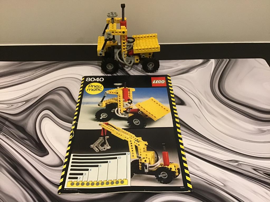 Lego 8040 Universal Building set, Ophalen of Verzenden, Gebruikt