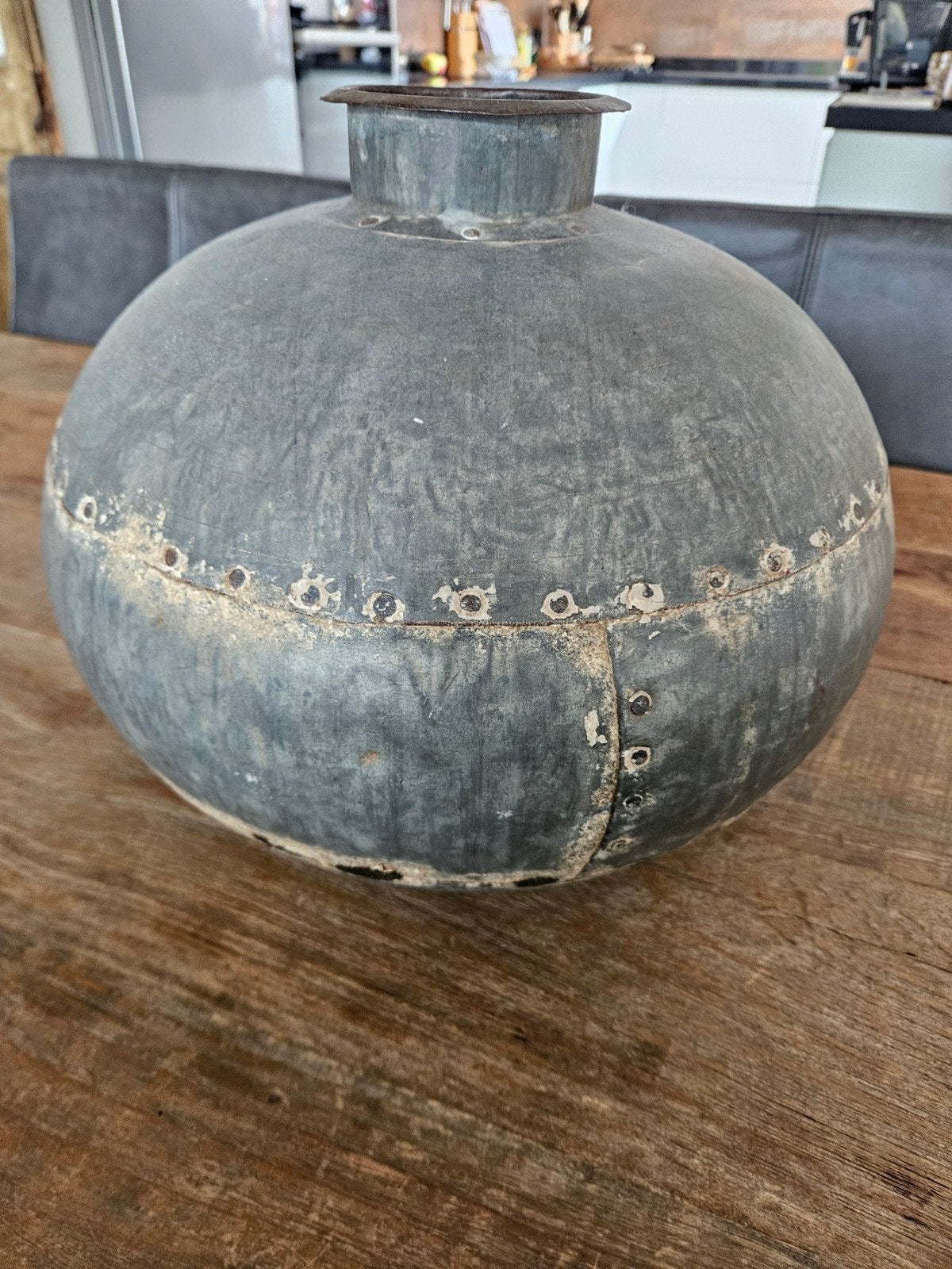 Decoratieve metalen kruik - Vintage look, Ophalen of Verzenden