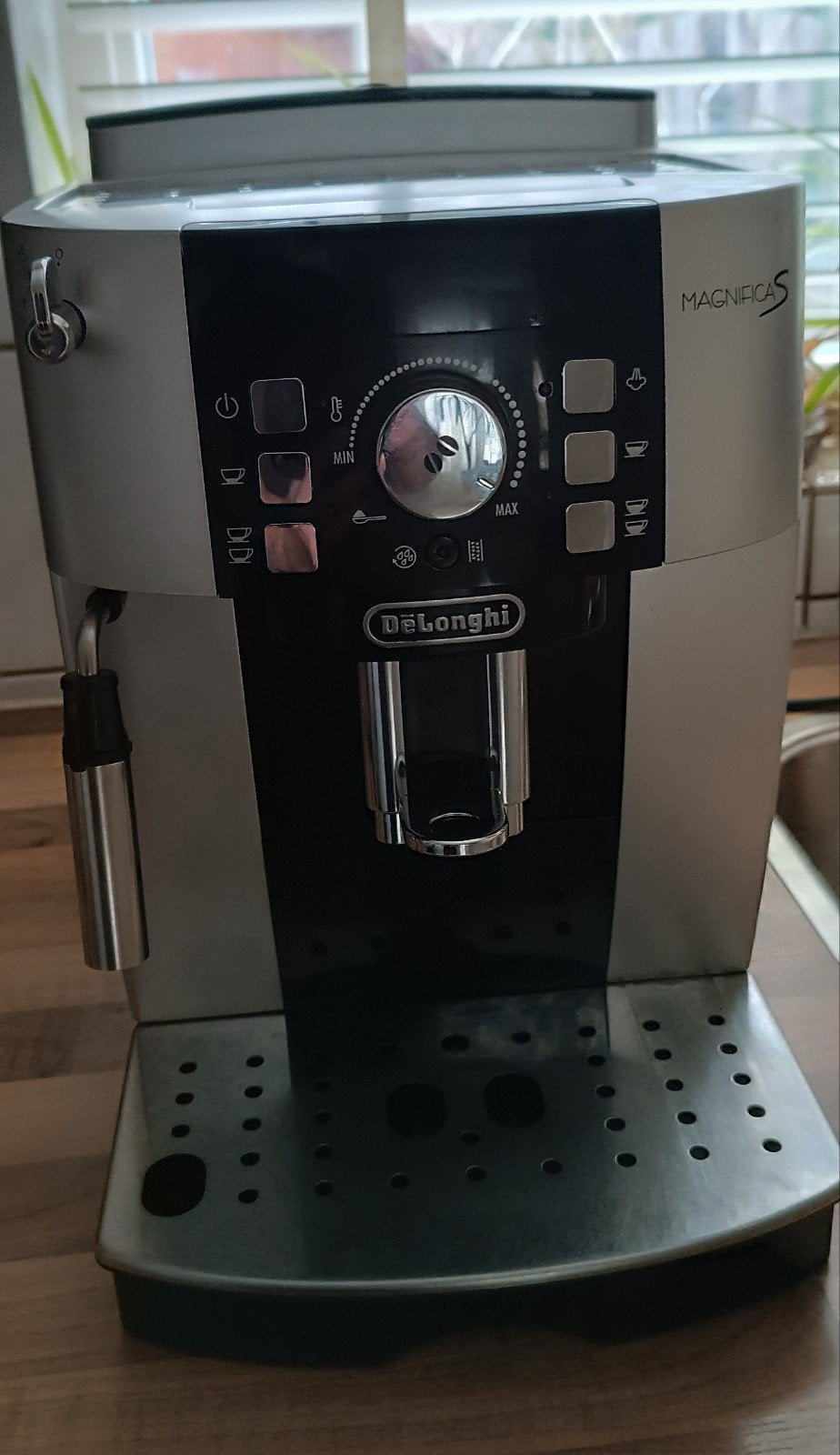 De'Longhi MAGNIFICA S ECAM21.117.SB Espressoapparaat, Witgoed en Apparatuur, Koffiezetapparaten, Espresso apparaat, Ophalen of Verzenden