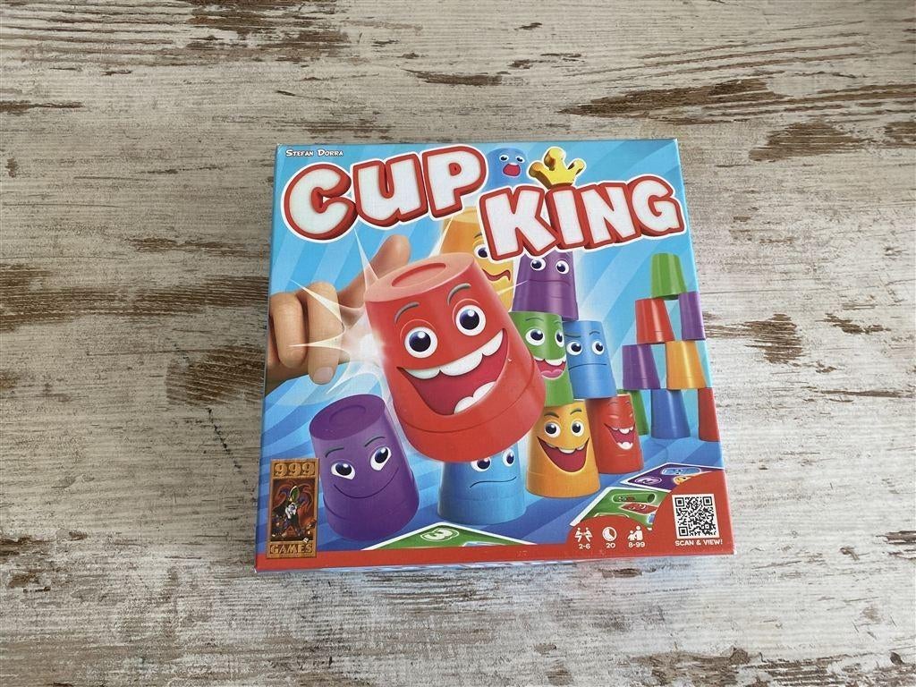Cup king een spel van 999 games [s881], Hobby en Vrije tijd, Gezelschapsspellen | Bordspellen, Verzenden, Zo goed als nieuw