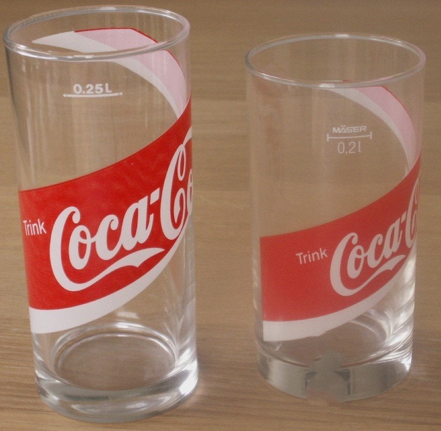 2x Coca Cola glas Oostenrijk schuin Coca-Cola 0,25 l en 0,2l, Ophalen of Verzenden, Nieuw, Bierglas