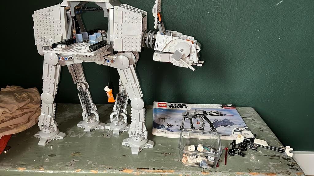 Lego 75288 ATAT walker met boekje in nette staat, Ophalen of Verzenden, Zo goed als nieuw