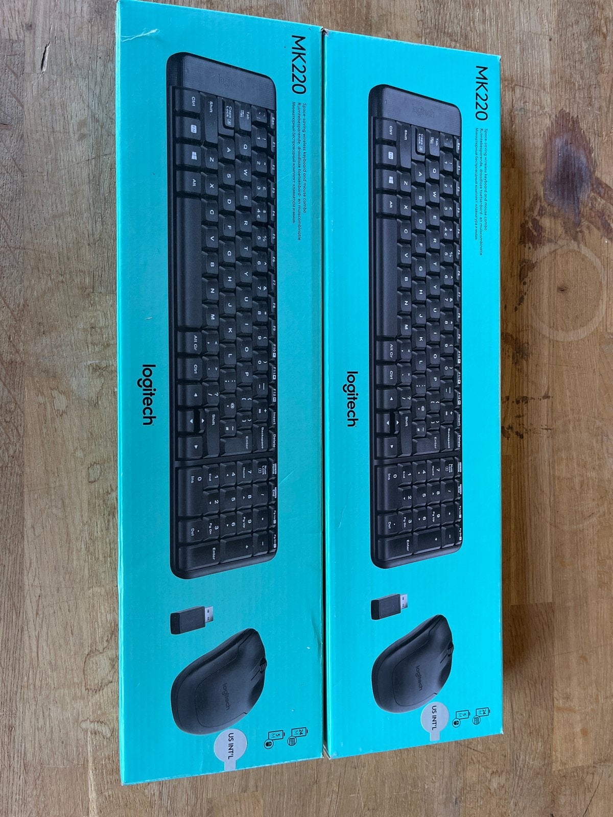 Logitech MK220 Draadloos Toetsenbord en Muis Set (2 stuks), Computers en Software, Toetsenborden, Toetsenbord en muis-set, Verzenden