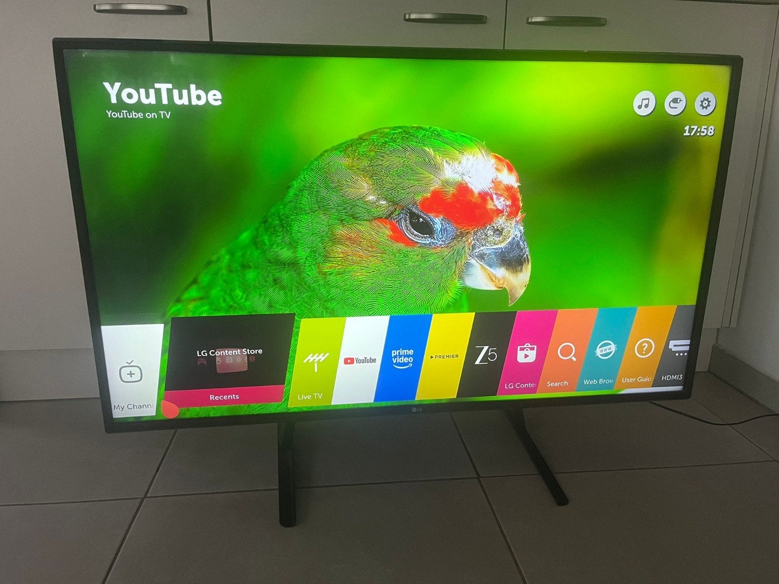 LG 49 Inch Smart Tv, Ophalen of Verzenden, Zo goed als nieuw
