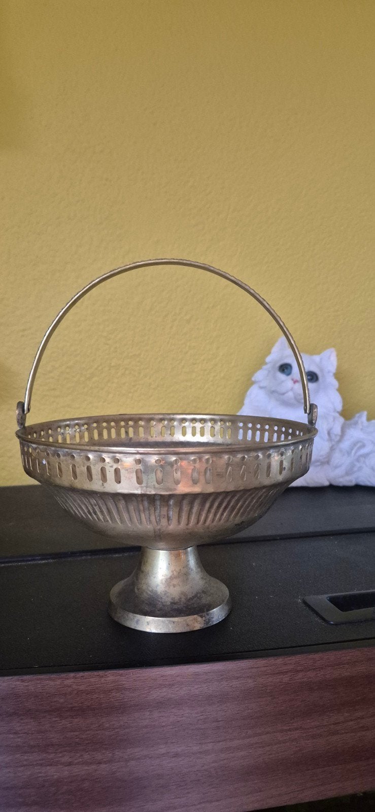 Vintage Messing Schaal met Handvat - Decoratief & Tijdloos, Antiek en Kunst, Antiek | Schalen, Ophalen of Verzenden