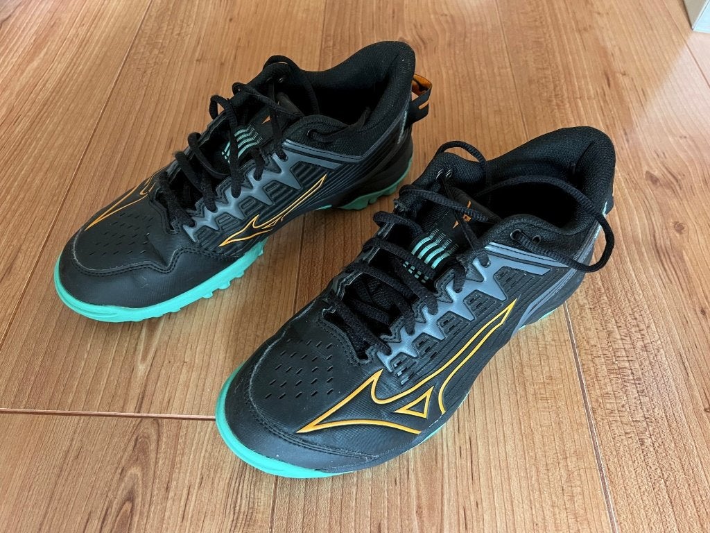 Mizuno veldschoenen korfbal of hockey, maat 40, Sport en Fitness, Ophalen of Verzenden, Gebruikt, Schoenen