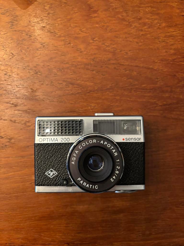 Optima 200 camera met hoesje en 2 opzetbare lampen, Ophalen, Zo goed als nieuw, Compact, Overige Merken