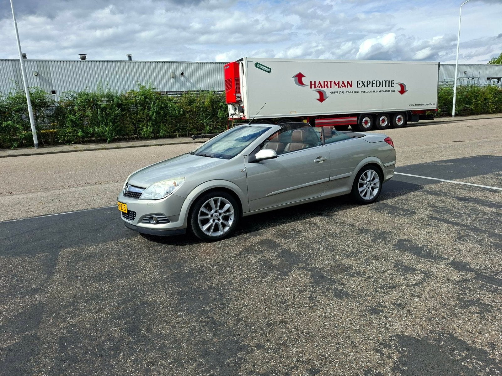 Opel Astra 1.8-16V 140pk   twintop Cabrio  2009, Voorwielaandrijving, Automatische klimaatregeling, 4 cilinders, Cabriolet
