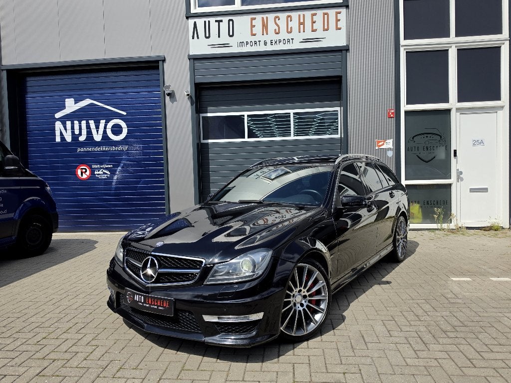 Mercedes-Benz C-Klasse C63 AMG 6.2 V8 AUT7 PANO/Alcantara/2e, Auto's, Mercedes-Benz, Automaat, Euro 5, Achterwielaandrijving, 457 pk