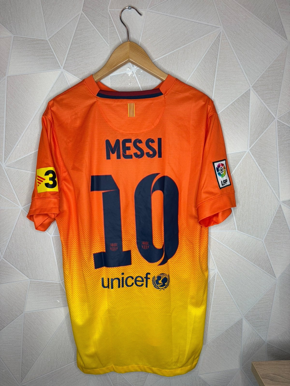 FC Barcelona Uit 2012/2013 Messi, Sport en Fitness, Voetbal, Zo goed als nieuw, Shirt, Maat M, Ophalen of Verzenden