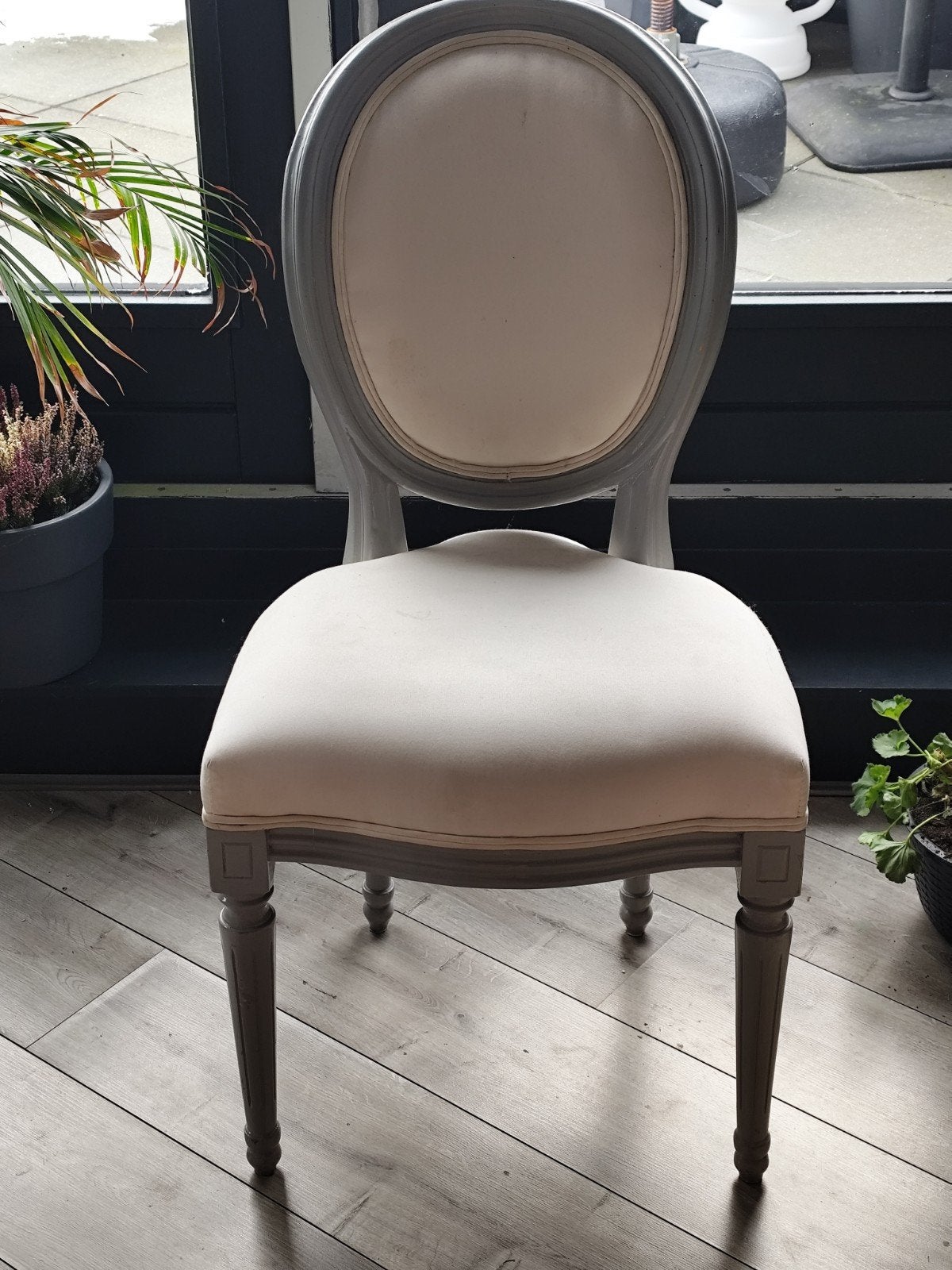 Brocante Franse stoel klassiek Louis XVI stijl grijs crème, Ophalen