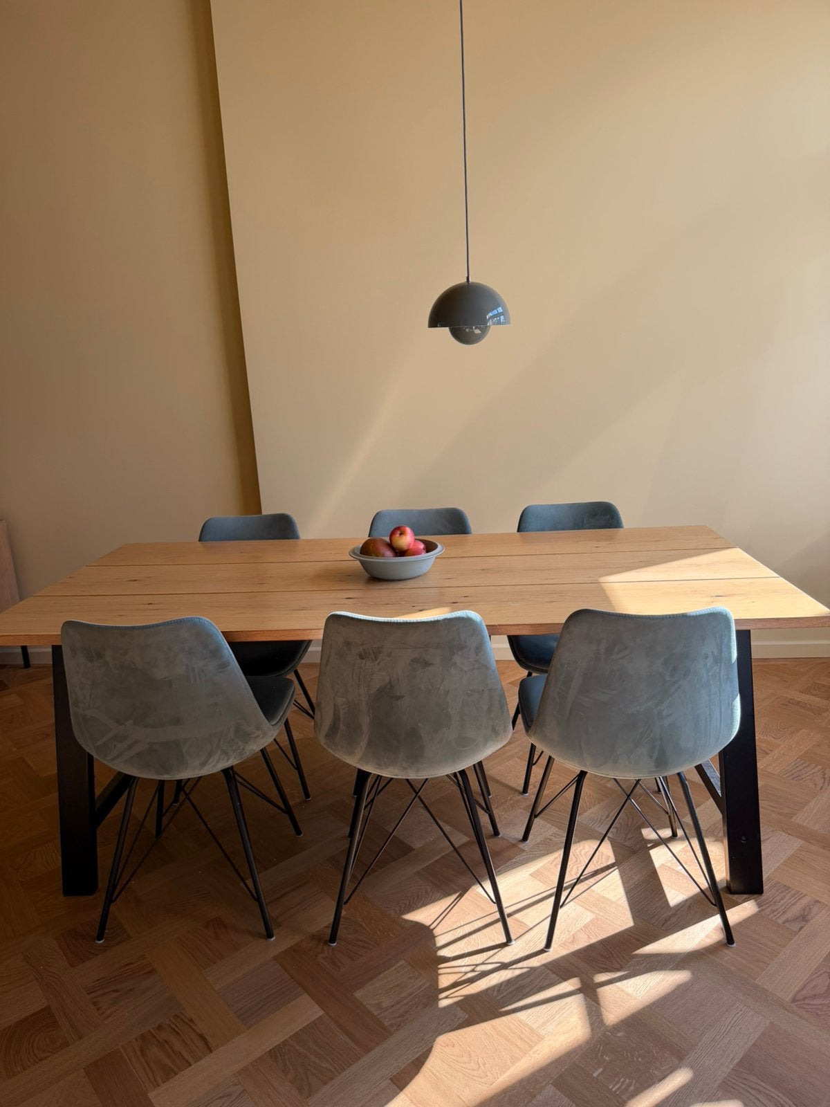 Eettafel (90x190x75) met 6 groene velvet stoelen, Huis en Inrichting, Ophalen, Gebruikt, 50 tot 100 cm, Vijf personen of meer