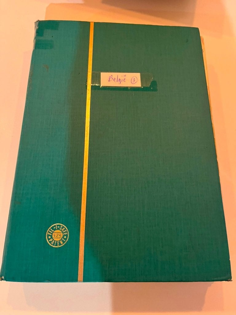 Dik goed gevuld postzegelalbum Belgie, Ophalen of Verzenden, Buitenland