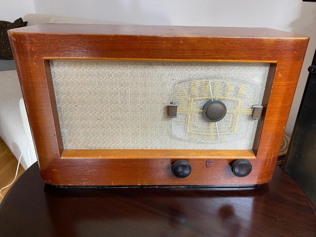 Antieke Buizenradio (BN 381 A) mét Bluetooth, Antiek en Kunst, Ophalen of Verzenden