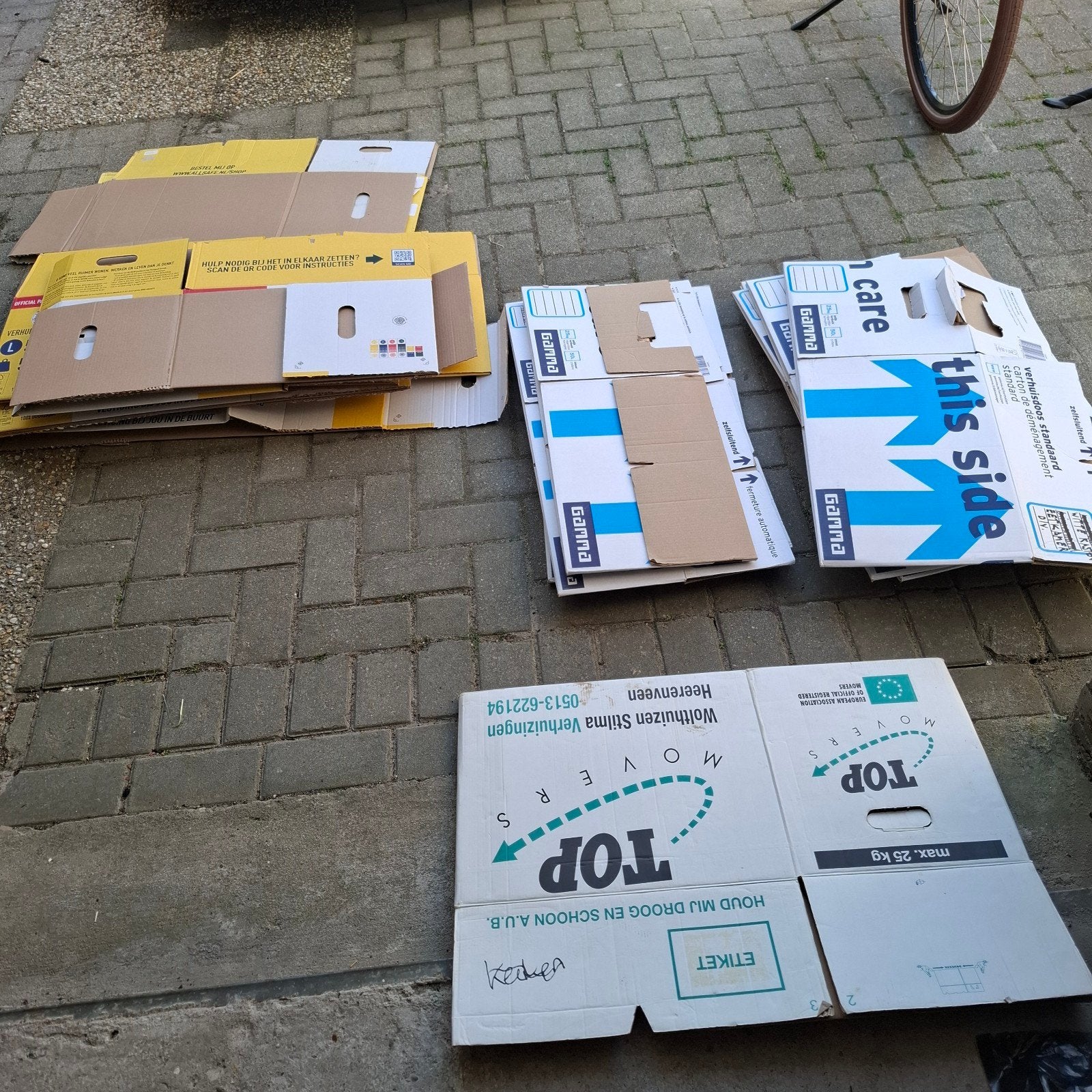 Diverse verhuisdozen totaal 20 stuks  - tweedehands, Doe-het-zelf en Verbouw, Kratten en Dozen, 40 tot 60 cm, Opvouwbaar, 50 tot 75 cm