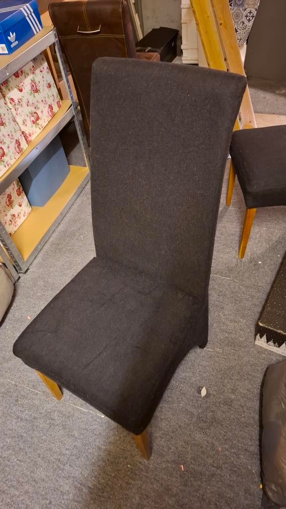 6 zwarte eetkamerstoelen met houten poten, Ophalen, Gebruikt, Zwart, Stof