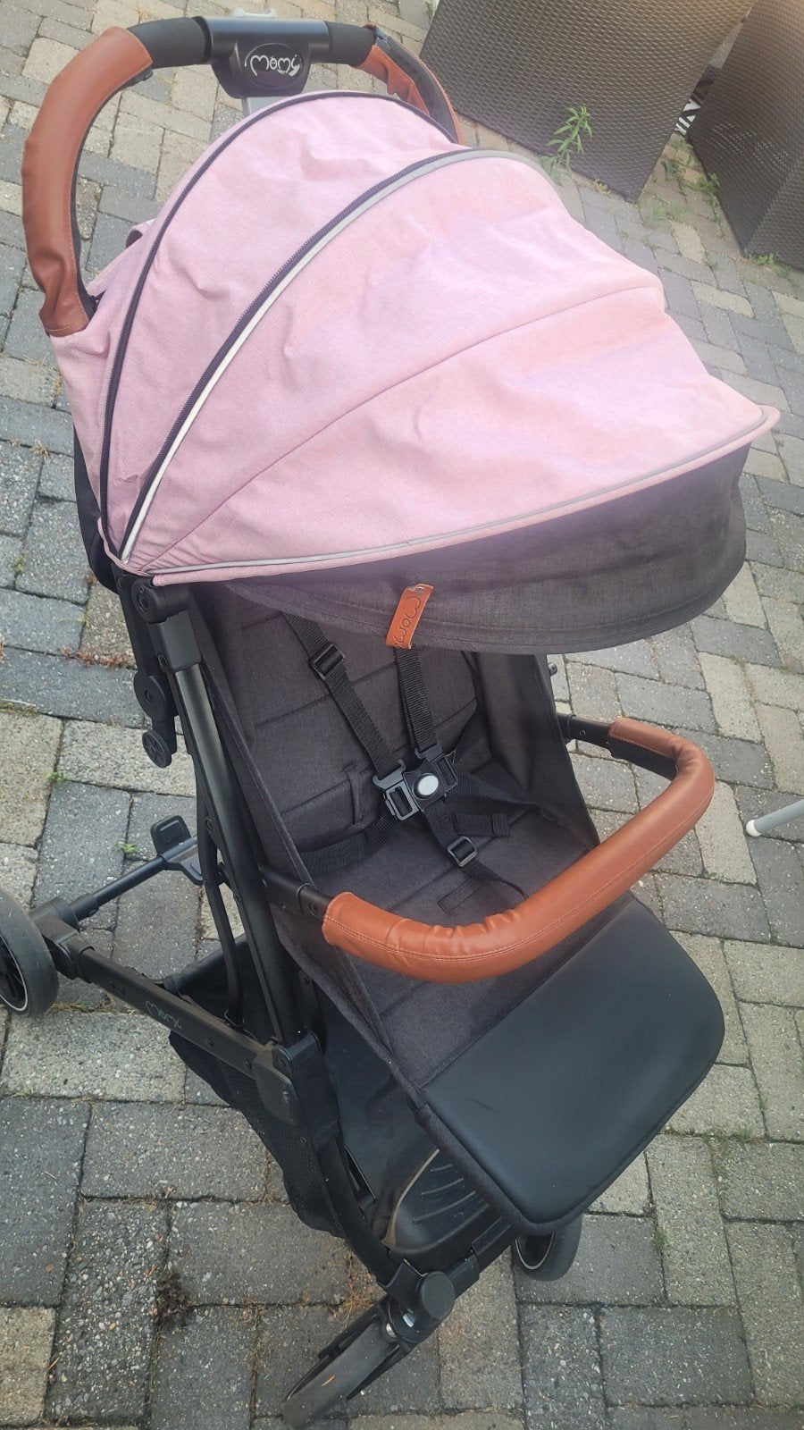 Momi buggy - Roze met bruine accenten, Ophalen, Gebruikt, Kinderwagen, Overige merken
