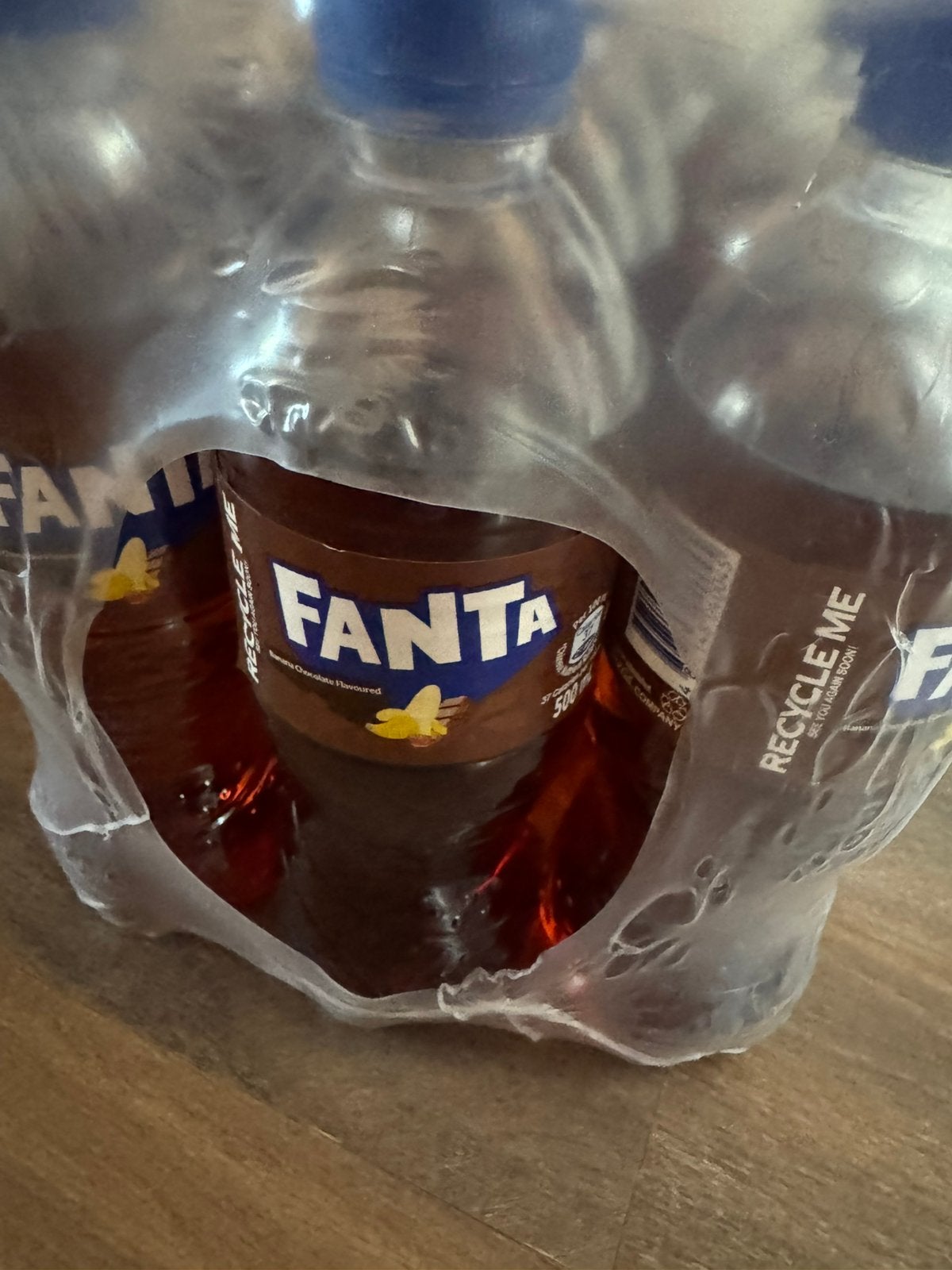 Elf flesjes Fanta chocolade en banaan frisdrank 500 ml, Verzenden