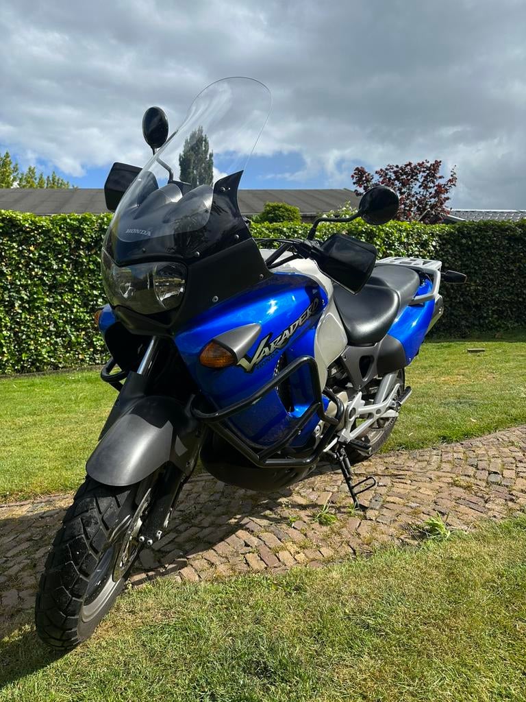 Honda XL1000V Varadero incl. TomTom Rider 550, Motoren, Motoren | Honda, 2 cilinders, Gebruikt, Particulier, Overig