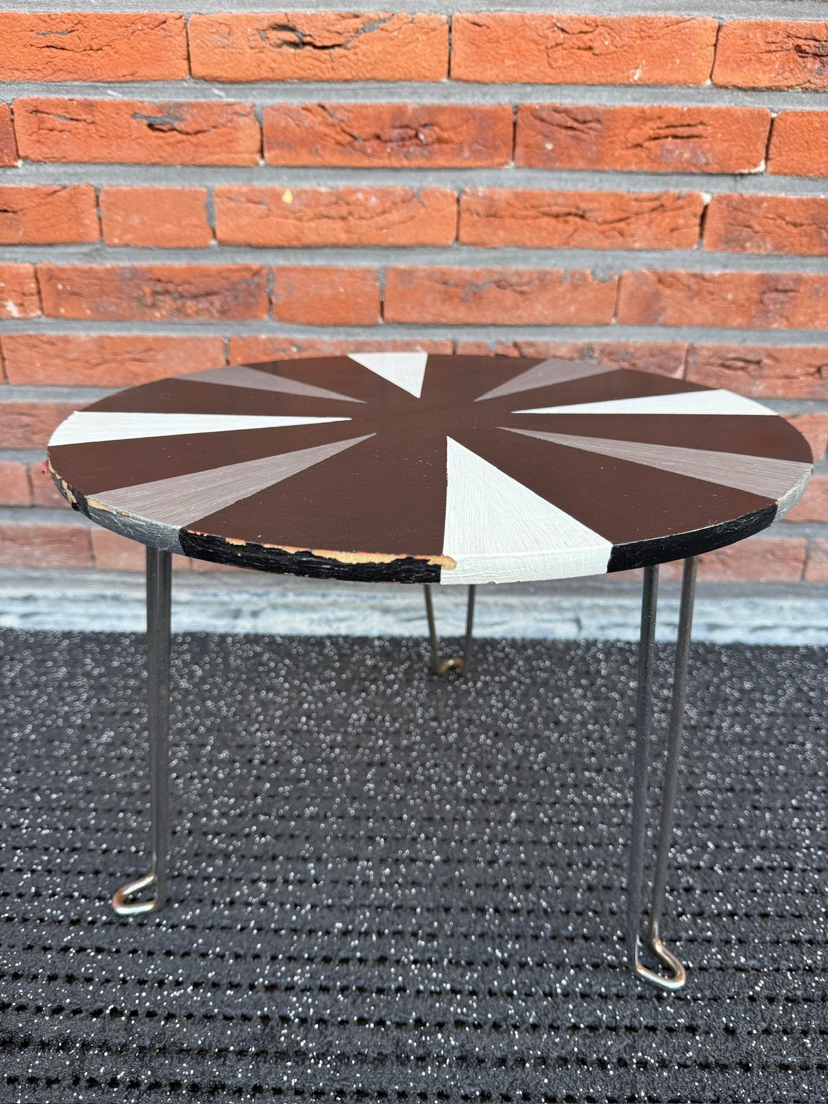 Bijzettafeltje met inklapbare pootjes / Rond, Ophalen, Zo goed als nieuw, Rond, Minder dan 55 cm