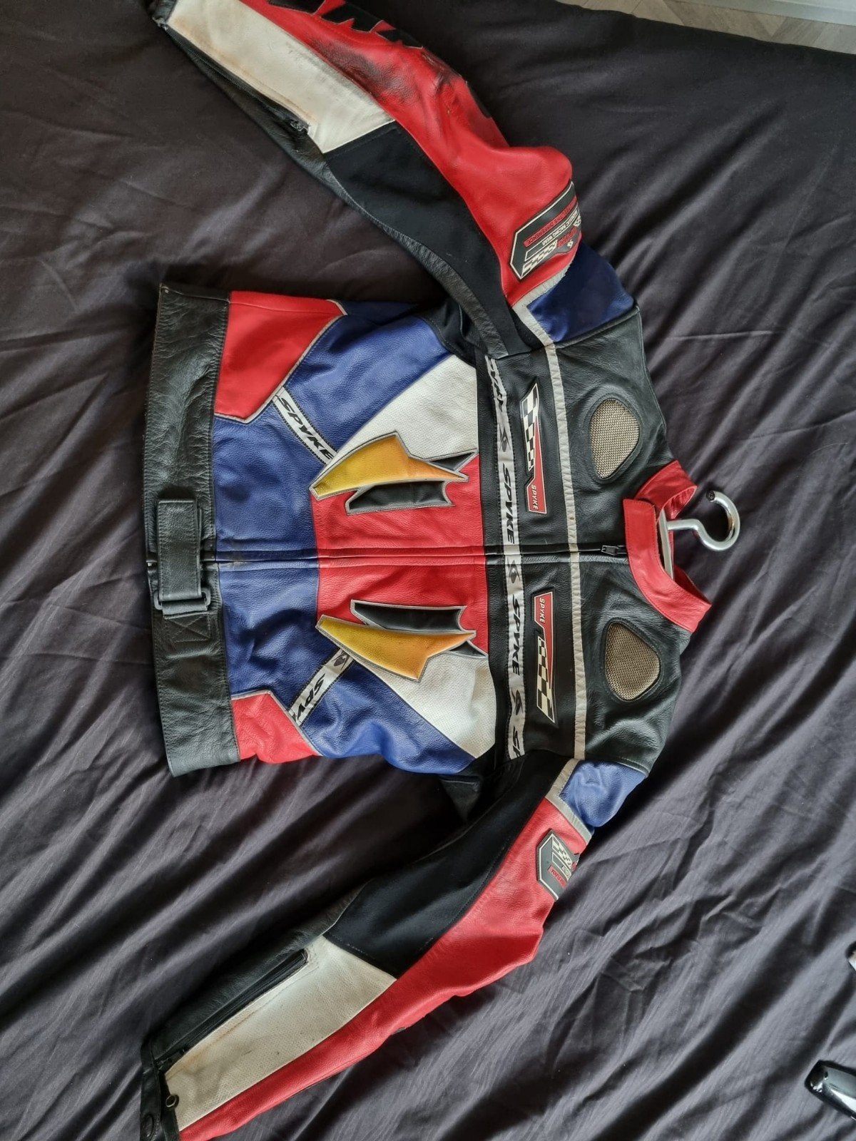 Spyke leren motorpak (jas en broek) - Maat 52, Motoren, Kleding | Motorkleding, Spyke, Ophalen of Verzenden, Tweedehands, Heren