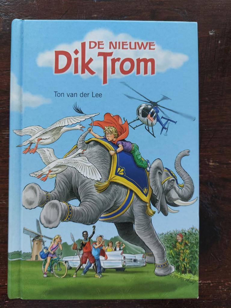 Leesboek niveau E5 / M6 - De nieuwe Dik Trom, Ophalen of Verzenden, Zo goed als nieuw, T. van der Lee