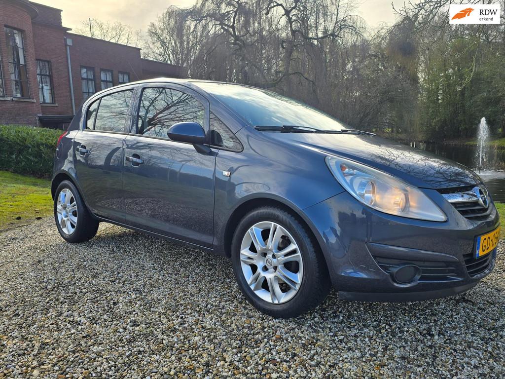Opel Corsa 1.2-16V Essentia Airco 5-deurs *apk:03-2027*, Auto's, Opel, Voorwielaandrijving, 4 cilinders, Blauw, 1229 cc