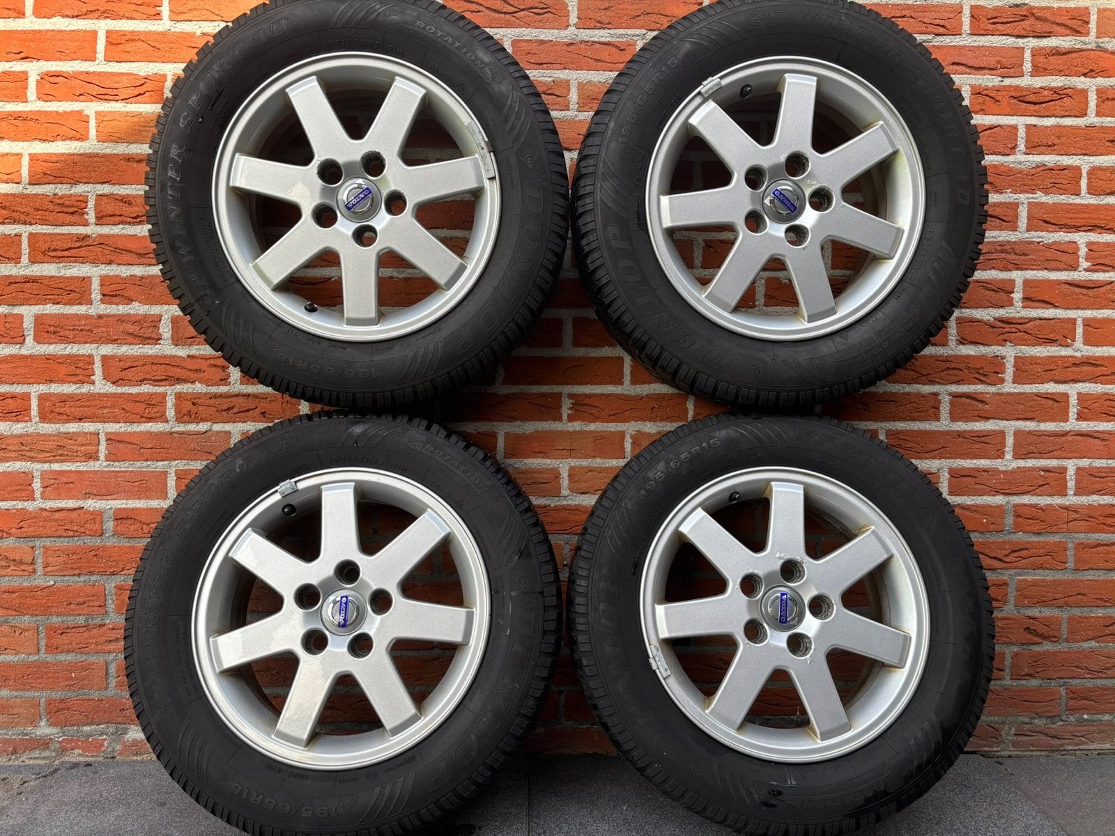 Volvo 195/65R15 Winterbanden met Velgen, Ophalen, Gebruikt, 15 inch, Banden en Velgen