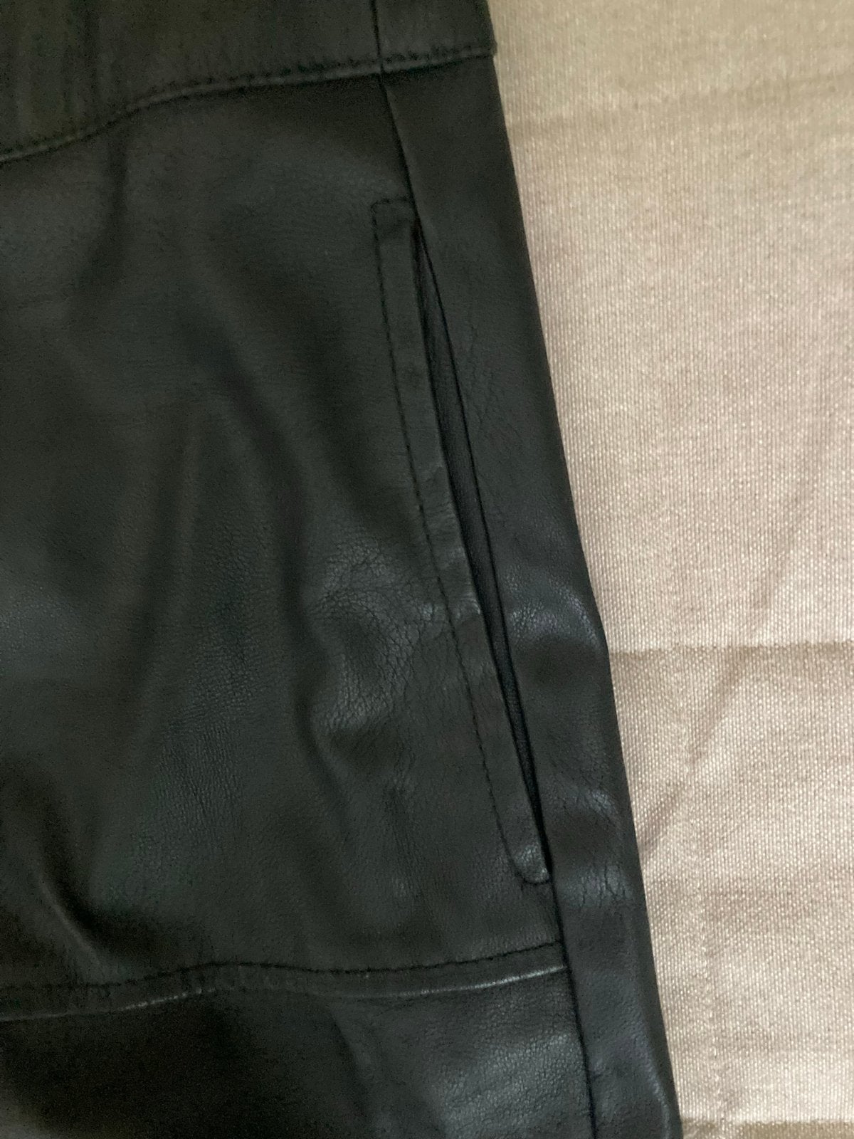 Geisha zwart imitatie leren rok - Maat XS/34, Kleding | Dames, Rokken, Zwart, Ophalen of Verzenden, Zo goed als nieuw, Maat 36 (S)