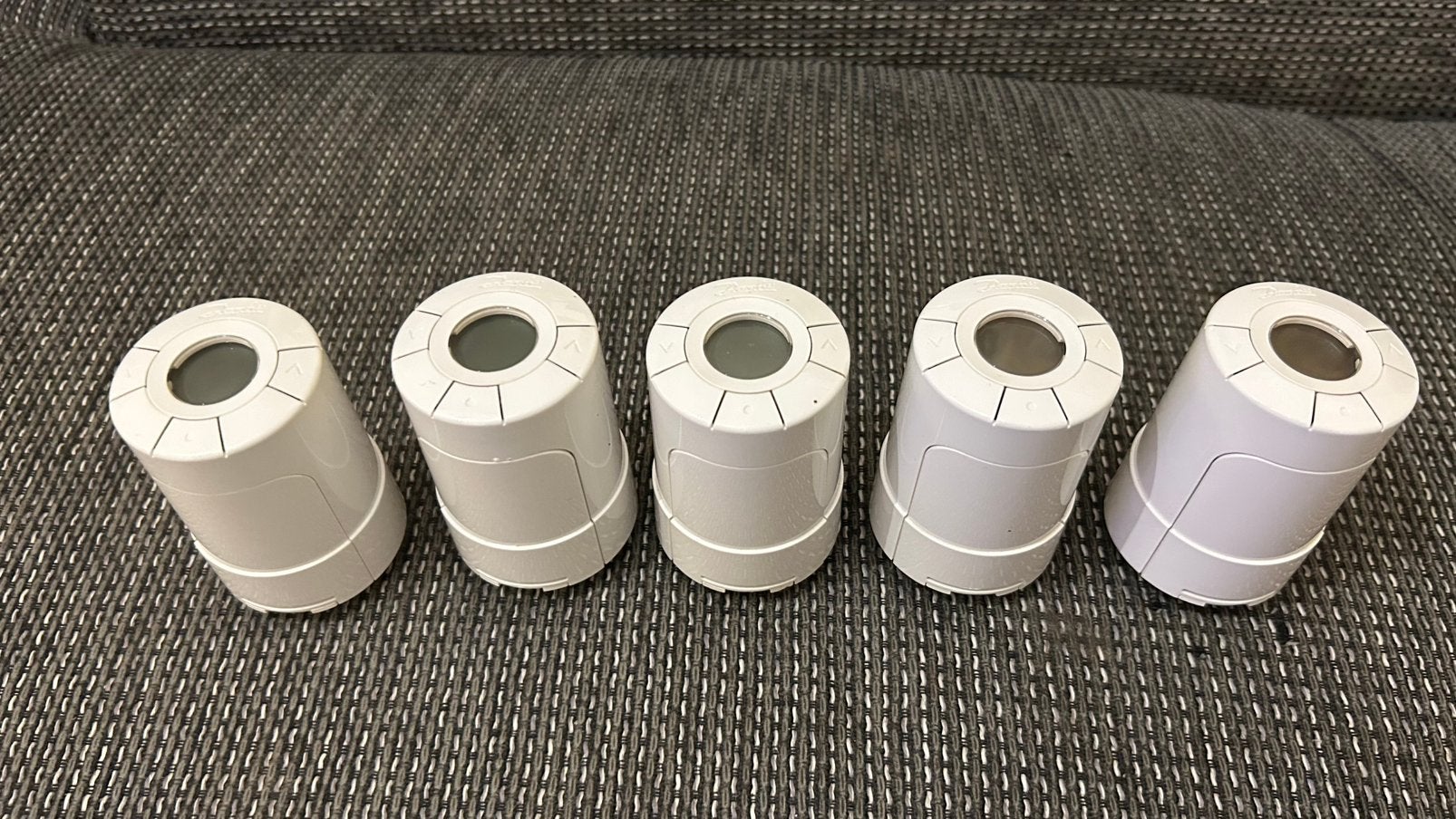 5x Danfoss Living Connect Z – Z-Wave radiatorthermostaat, Ophalen of Verzenden, Slimme thermostaat, Gebruikt