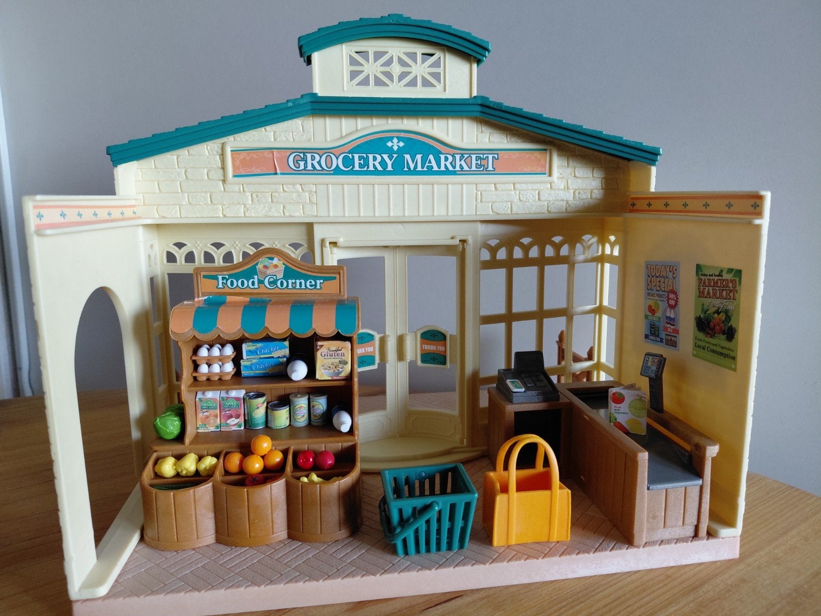Sylvanian families grocery market/supermarkt/fruit/winkel, Verzamelen, Poppenhuizen en Toebehoren, Ophalen of Verzenden, Zo goed als nieuw