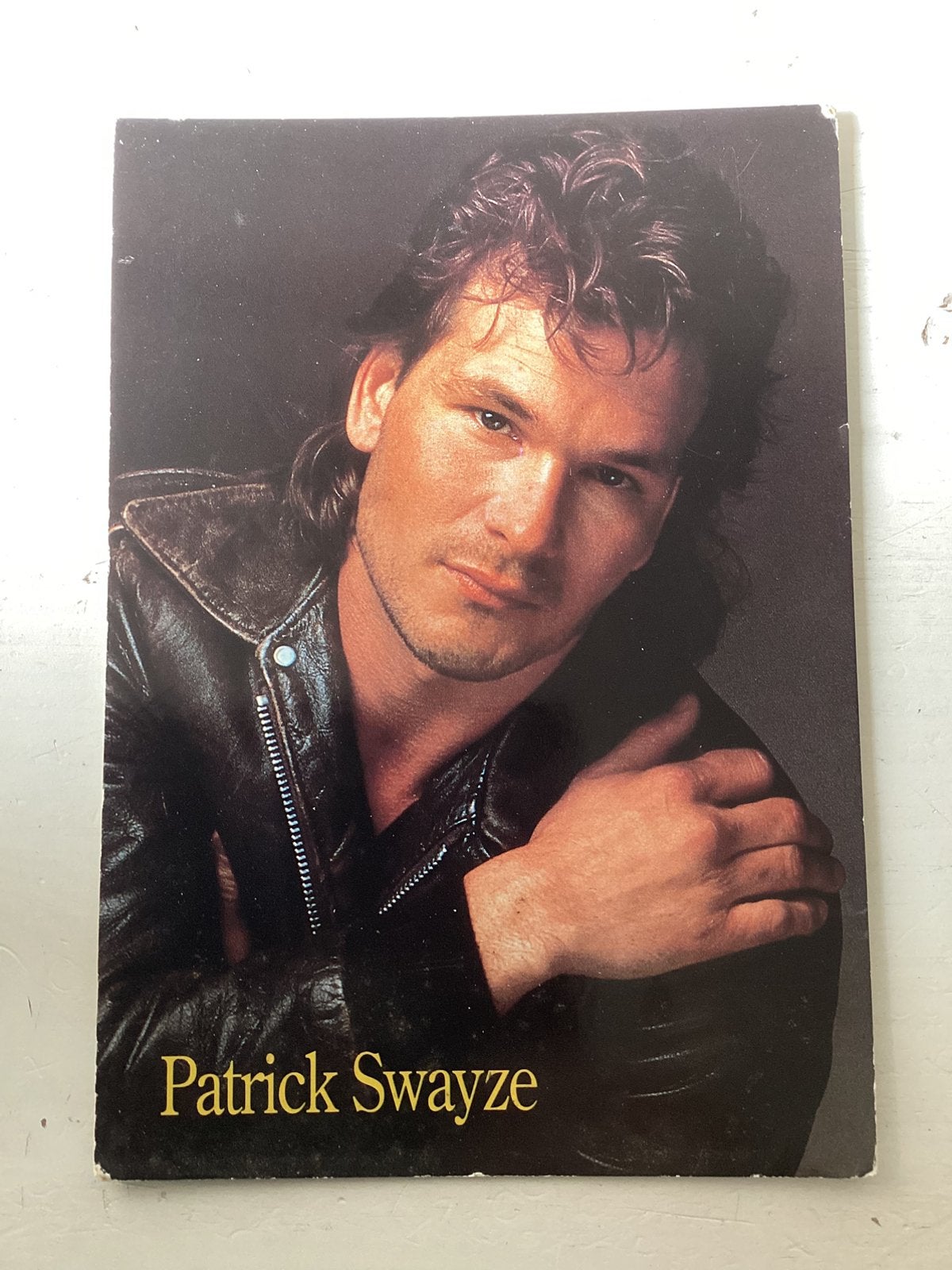 Ansichtkaart Patrick Swayze, Verzenden, 1980 tot heden, Ongelopen, Sterren en Beroemdheden