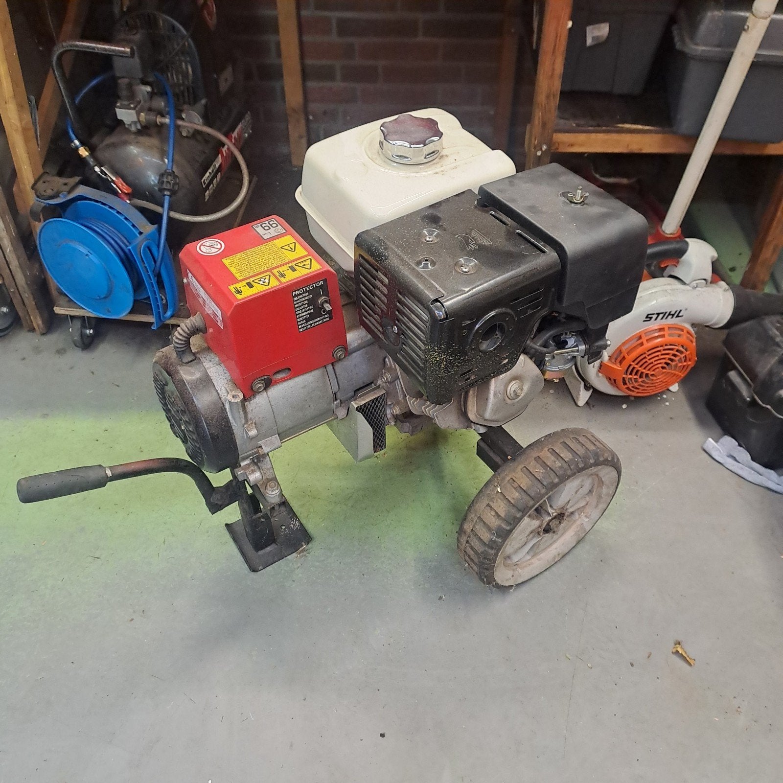 Honda aggregaat, Ophalen