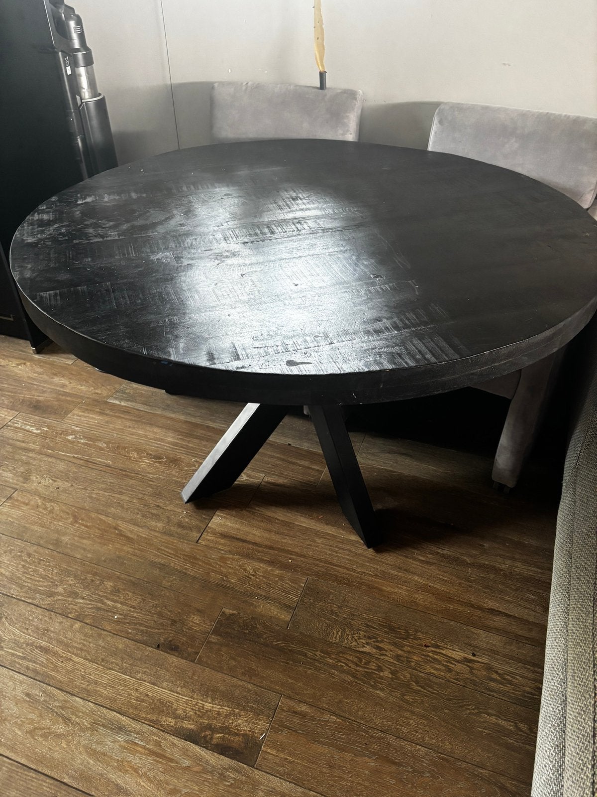 Ronde zwarte tafel 130x77, Ophalen, Zo goed als nieuw, Rond