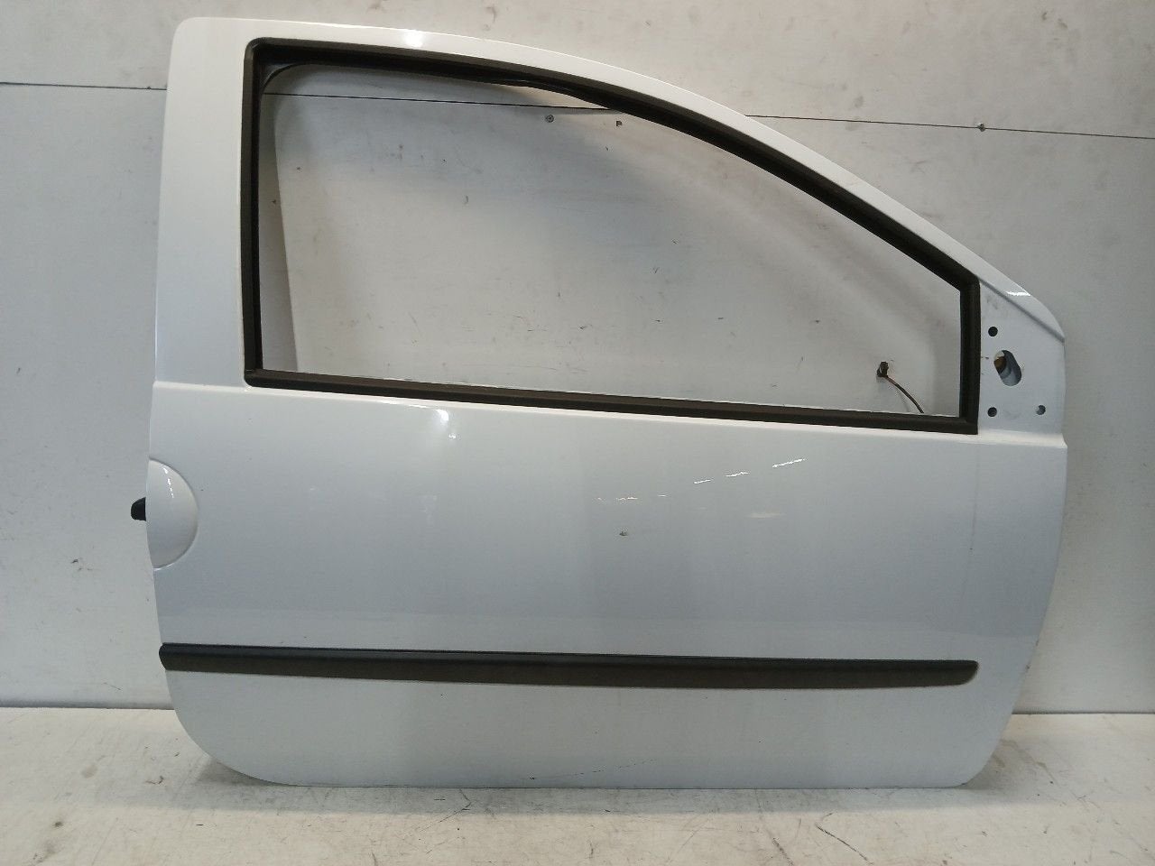 Portier rechts voor Renault Twingo, Onderdelen@venauto.nl, Van der Ven Autorecycling B.V., Gebruikt, Ettenseweg 76, 4706 PB Roosendaal, The Netherlands