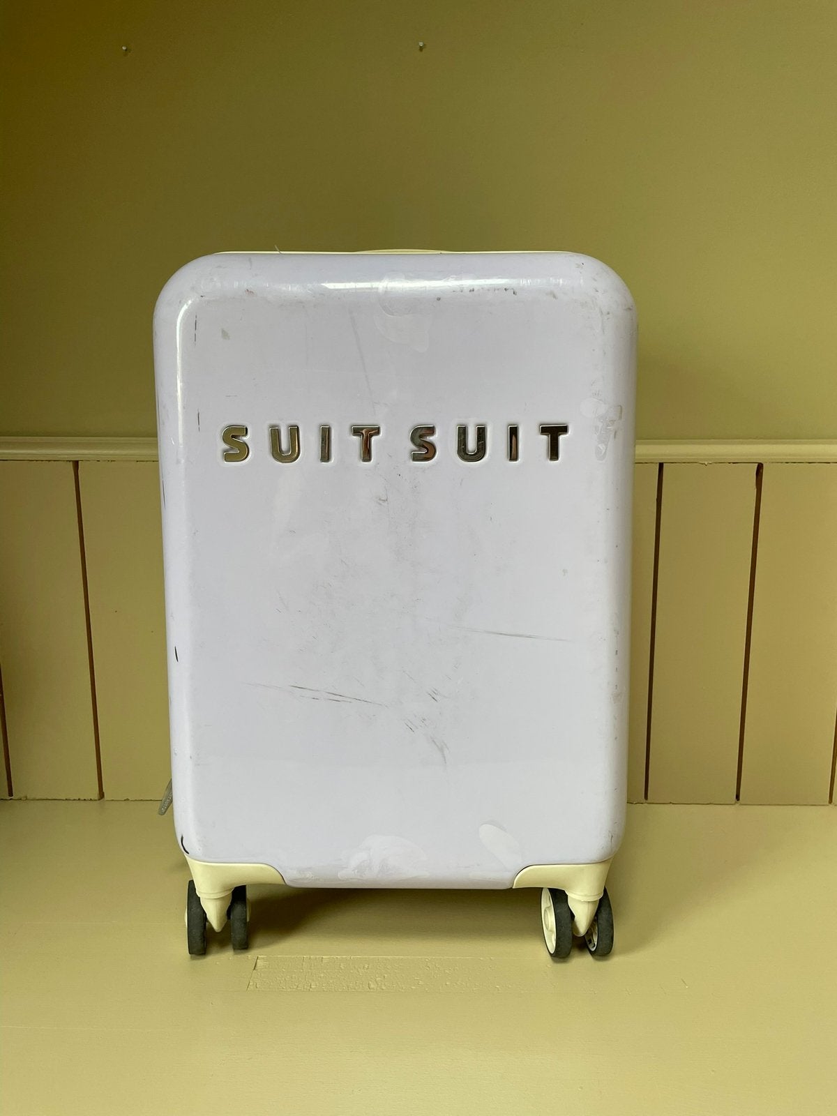 Suitsuit - Fab fifties lila handbagage koffer - 55cm, Wieltjes, Gebruikt, 50 tot 60 cm, Hard kunststof