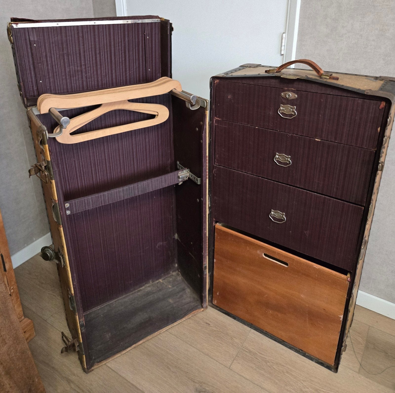 Antieke Koffer / Wardrobe Trunk - Aero-Pak Deluxe -orgineel, Antiek en Kunst, Ophalen