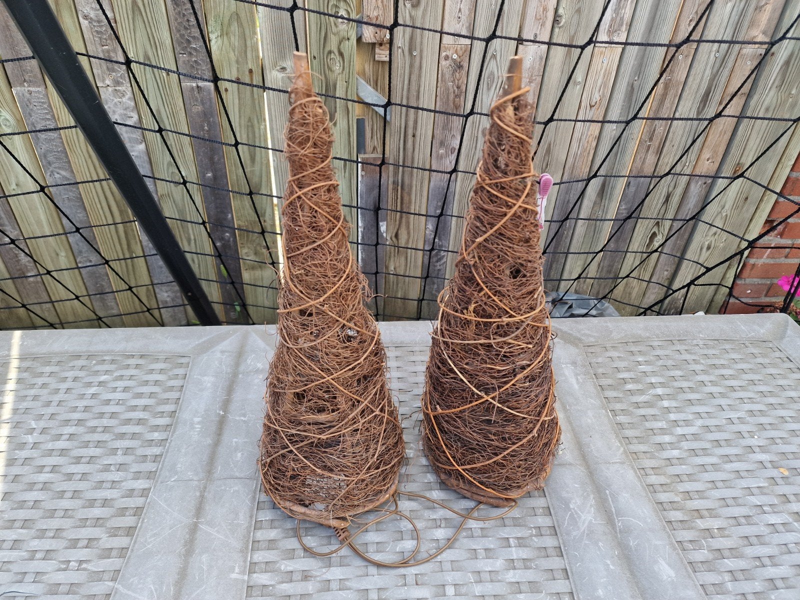 Decoratieve kegels van natuurlijke takken - Set van 2, Huis en Inrichting, Ophalen
