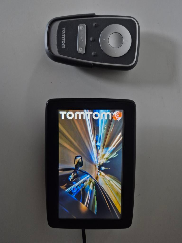 TomTom navigatie met draadloze afstandsbediening, Auto diversen, Ophalen