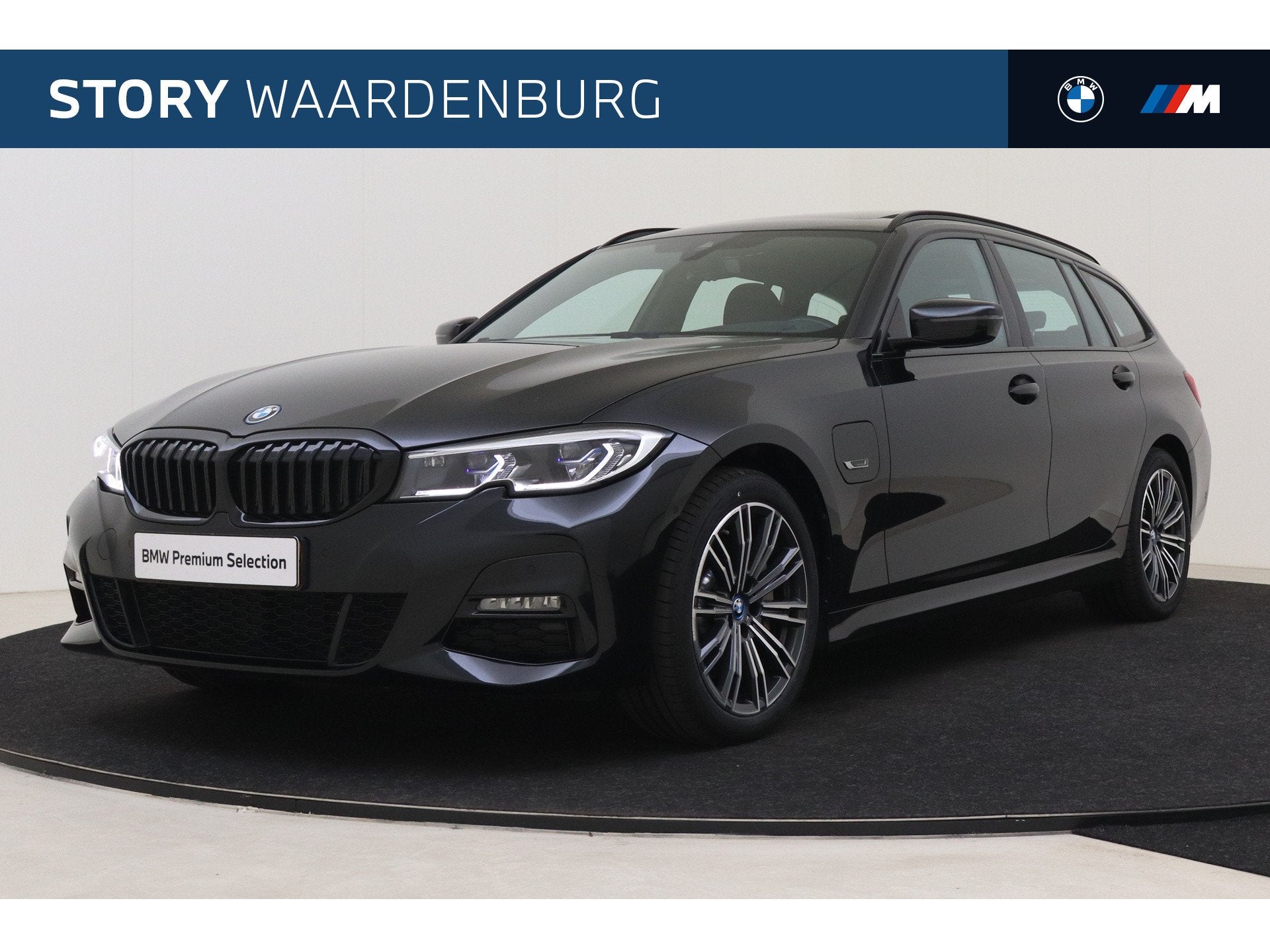 BMW 3 Serie Touring 330e High Executive M-Sport Automaat / P