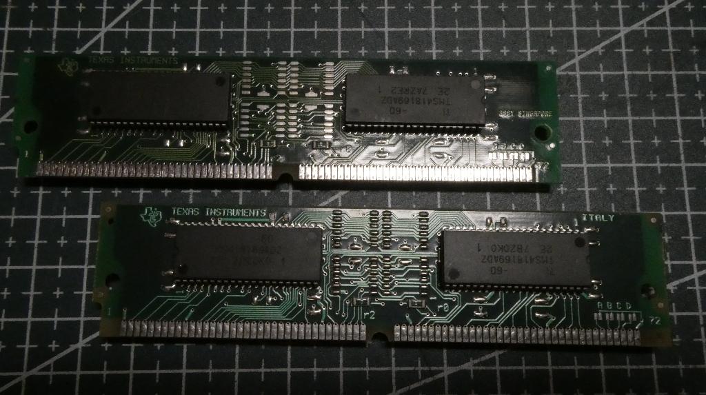 2x 72 Pins 8Mb EDO retro vintage ram modules bankjes, Overige soorten, Ophalen of Verzenden, Desktop, Gebruikt