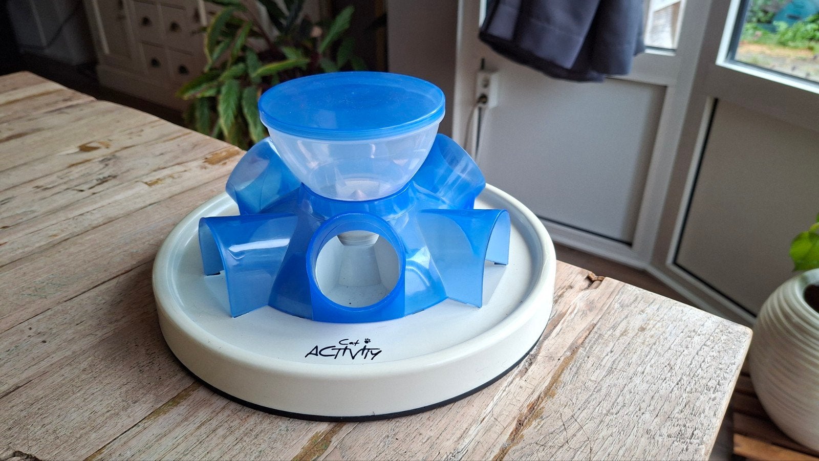 Trixie Cat Activity Feeder (Interactieve Voerbak/antischrok), Ophalen of Verzenden, Zo goed als nieuw