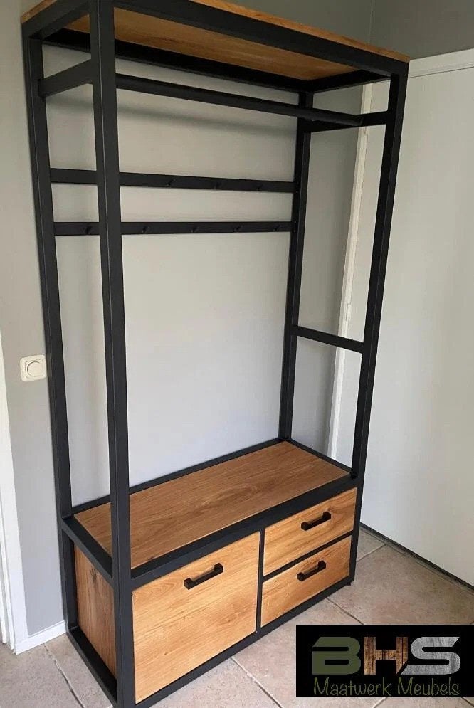 Kapstok Lent - volledig op maat en naar wens! #eiken #staal, BHS Maatwerk Meubels, Info@bhs-maatwerkmeubels.nl, 200 cm of meer