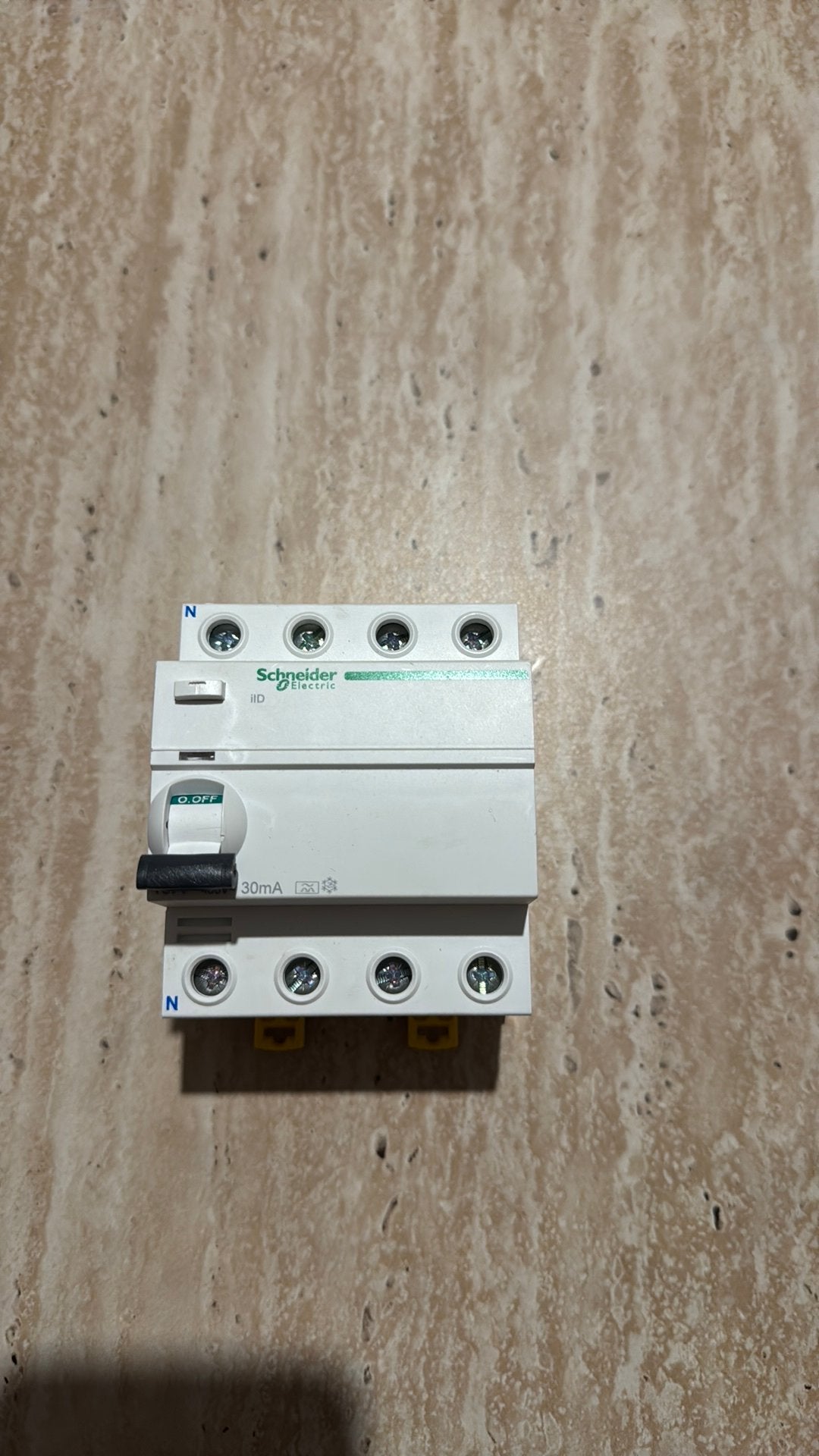 Schneider Aardlekschakelaar, Ophalen of Verzenden, Nieuw, Schneider Electric, Aardlekschakelaar
