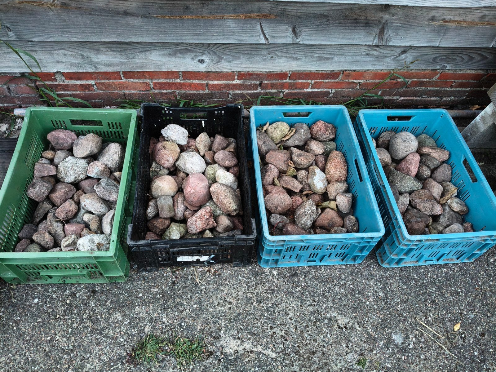 gratis keien / stenen (excl kratten), Ophalen