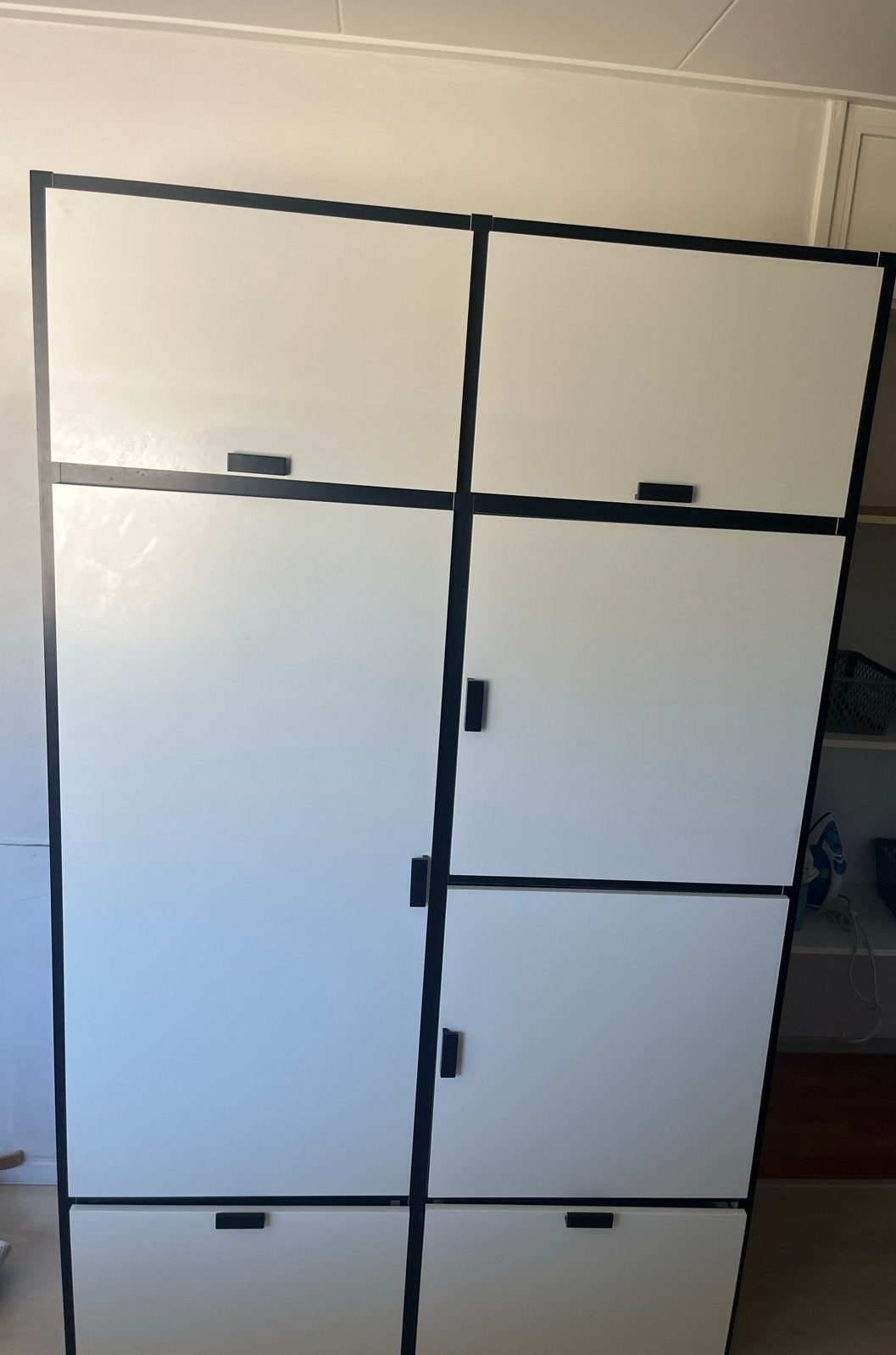 Moderne kledingkast met hang- en legruimte, Huis en Inrichting, Kasten | Kledingkasten, Ophalen, Gebruikt, 100 tot 150 cm, 200 cm of meer