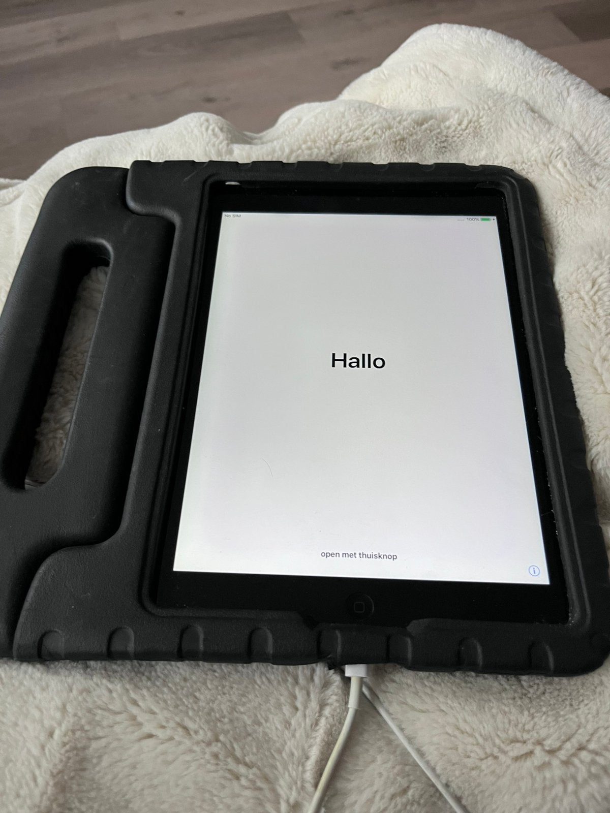 Apple iPad Air 16GB Wi-Fi - Zo goed als nieuw