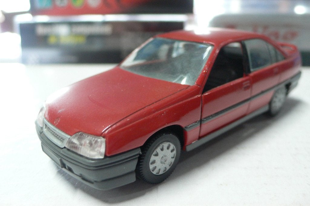 opel omega 3000 - gama - 1/43 -IN SHOWROOMSTAAT !!!!!!!!!!!!, Verzenden, Nieuw, Auto, Gama